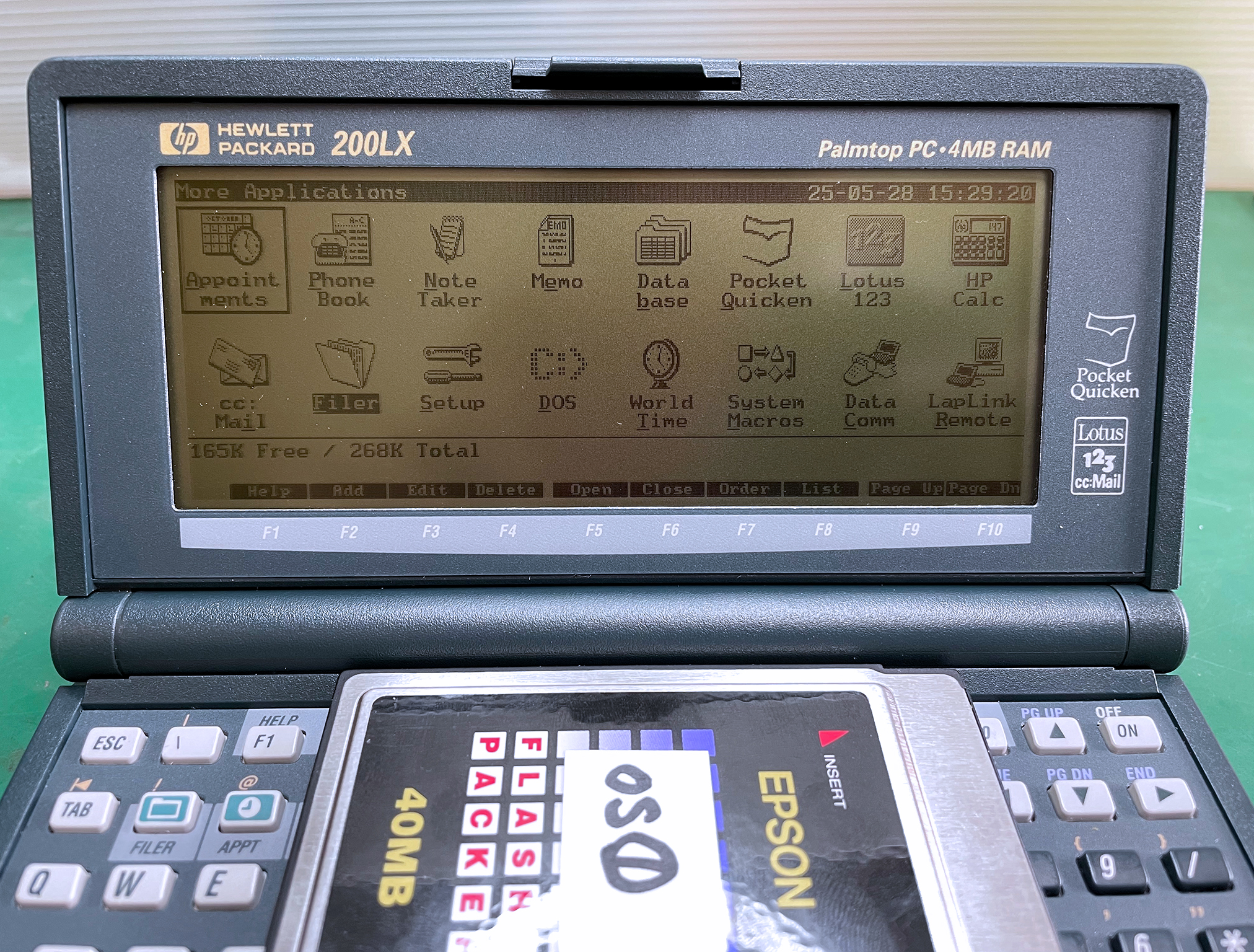 HP200LX